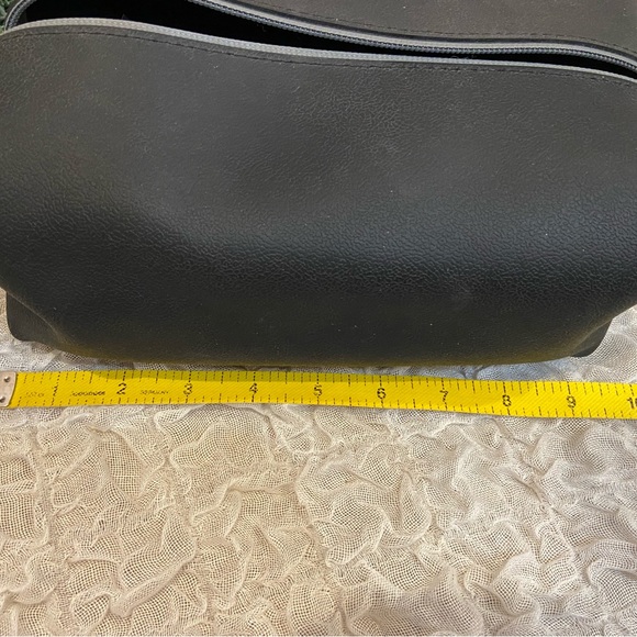 Waterproof Rubber Dopp Kit Toiletry Makeup Cosmetics Storage Case Travel Bag - Picture 7 of 8